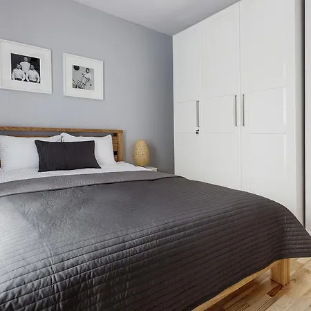 Millennium Manufaktura Green Διαμέρισμα *